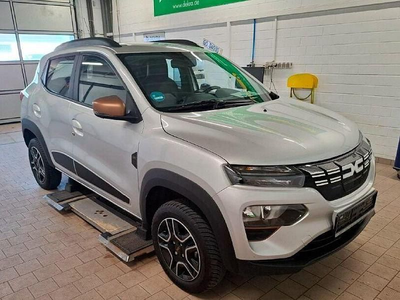 Gebraucht Dacia Spring Extreme 47 kW (65 PS) 2023 Silber Kleinwagen
