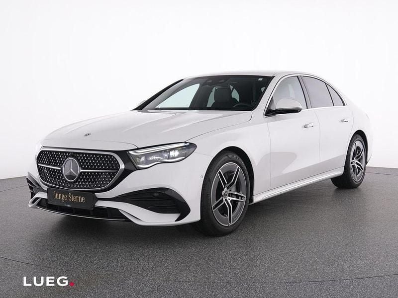 Używany Mercedes E200 AMG 204 KM (150 kW) 2024 Biały Sedan/Limuzyna