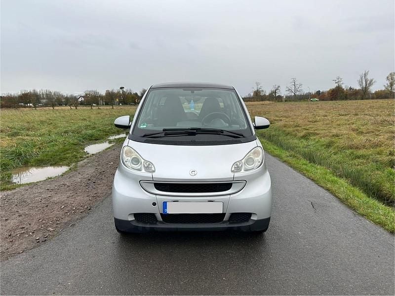 Silber Gebraucht 2007 Smart ForTwo Coupé Coupé | 2.900 € (Fairer Preis) - Bild 1/4