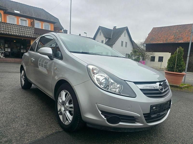 Gebraucht Opel Corsa Edition 80 PS (58 kW) 2009 Starsilber/silver iii Kleinwagen