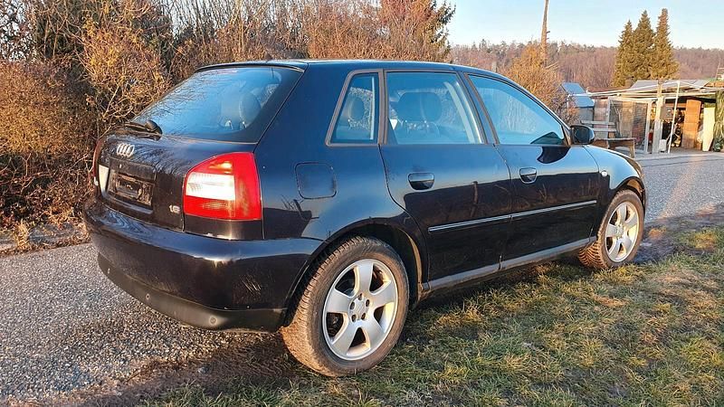 Gebraucht Audi A3 101 PS (74 kW) 2003 Blau Kleinwagen