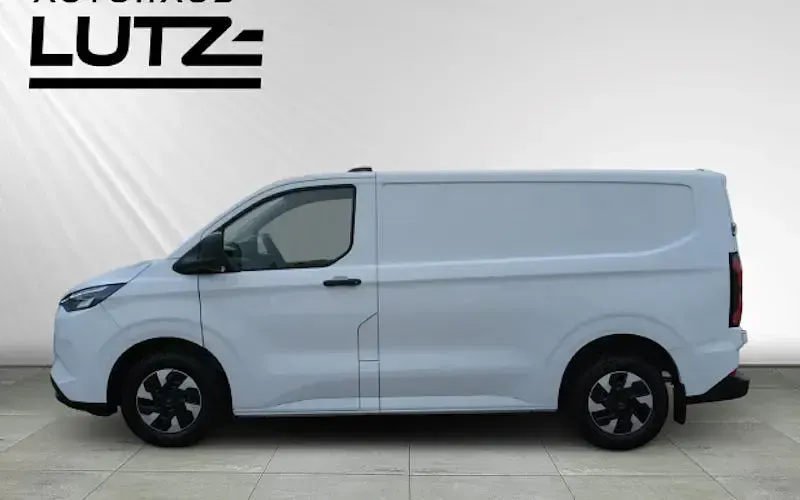 Nowe Ford E-Transit Trend 100 kW (136 KM) 2025 Biały Van