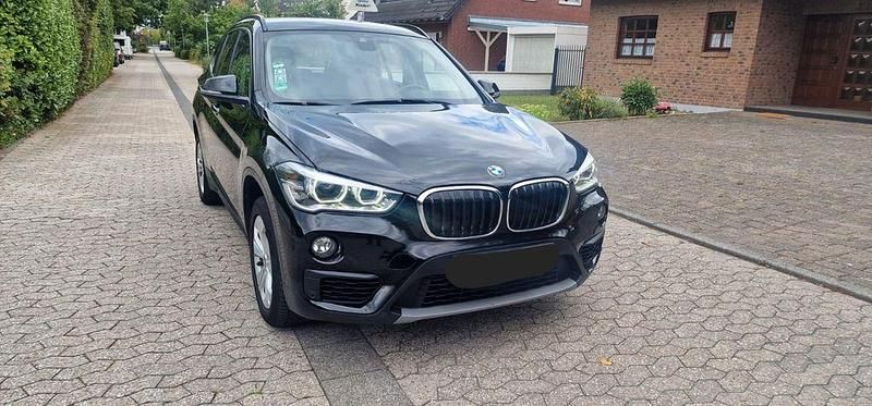 Schwarz Gebraucht 2016 BMW X1 SUV | 13.990 € (Fairer Preis) - Bild 1/4