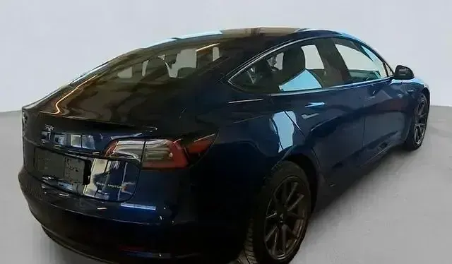 Usata Tesla Model 3 324 kW (441 CV) 2022 Blu Berlina