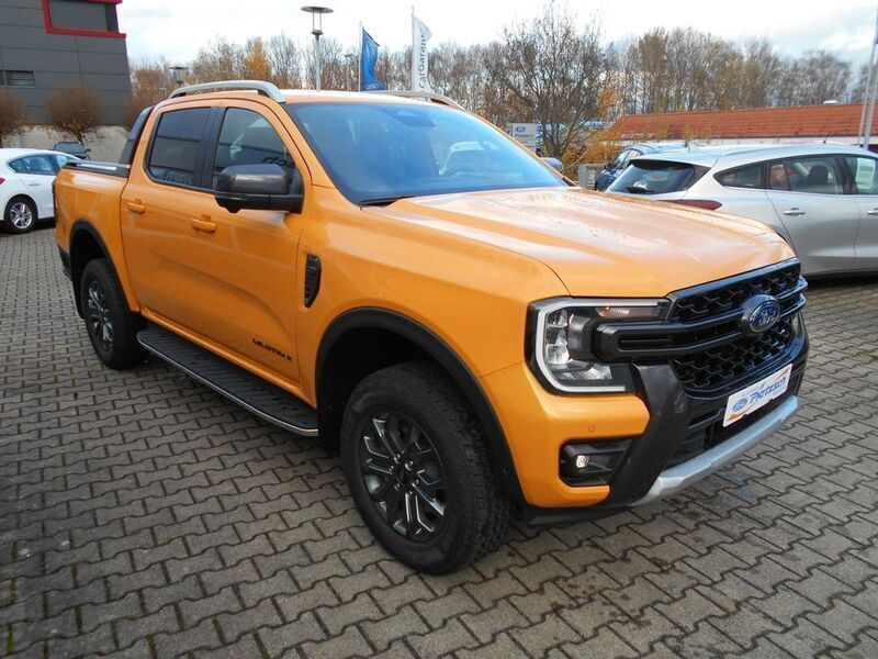 Gebraucht Ford Ranger Wildtrack 241 PS (177 kW) 2024 Orange Pickup