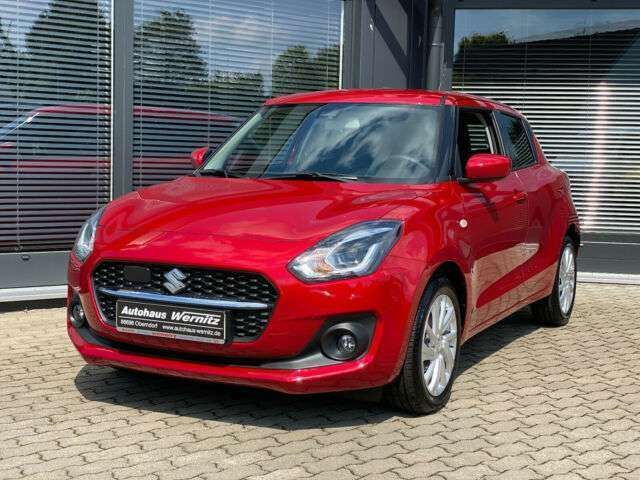 Weiß Gebraucht 2021 Suzuki Swift Comfort Kleinwagen | 14.900 € (Fairer Preis) - Bild 1/4