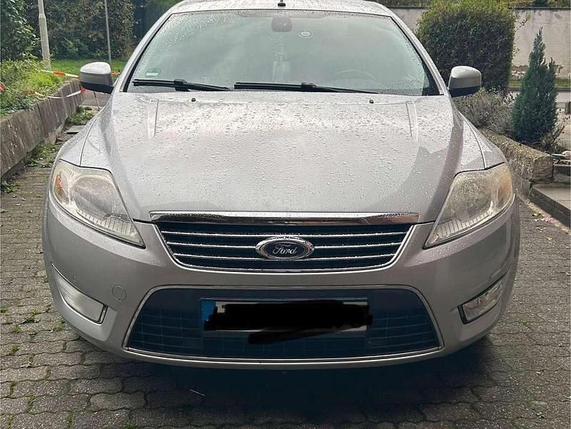 Gebraucht Ford Mondeo 150 PS (110 kW) 2008 Grau Limousine