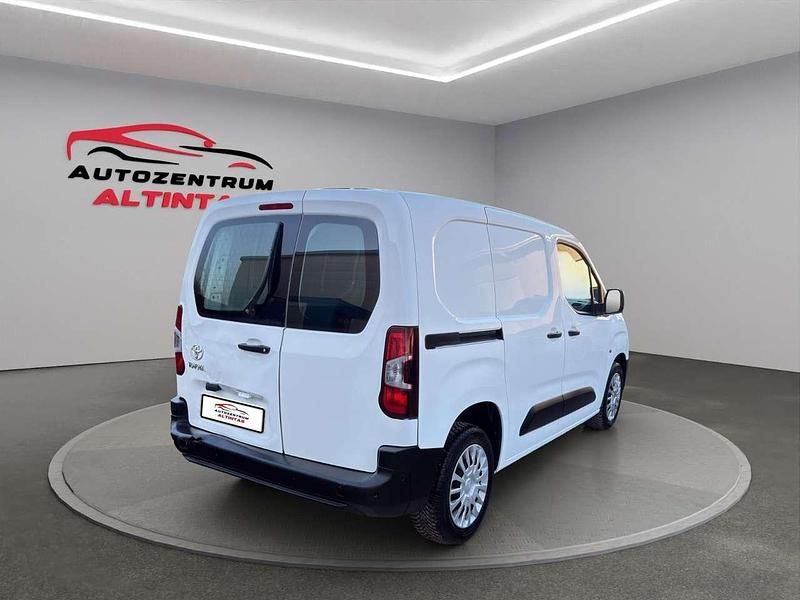Gebraucht Toyota Proace 102 PS (75 kW) 2021 Weiß Van / Kleinbus