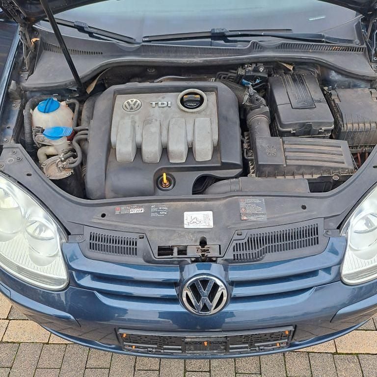 Blau Gebraucht 2006 VW Golf V Goal Limousine | 2.500 € (Teuer) - Bild 1/4