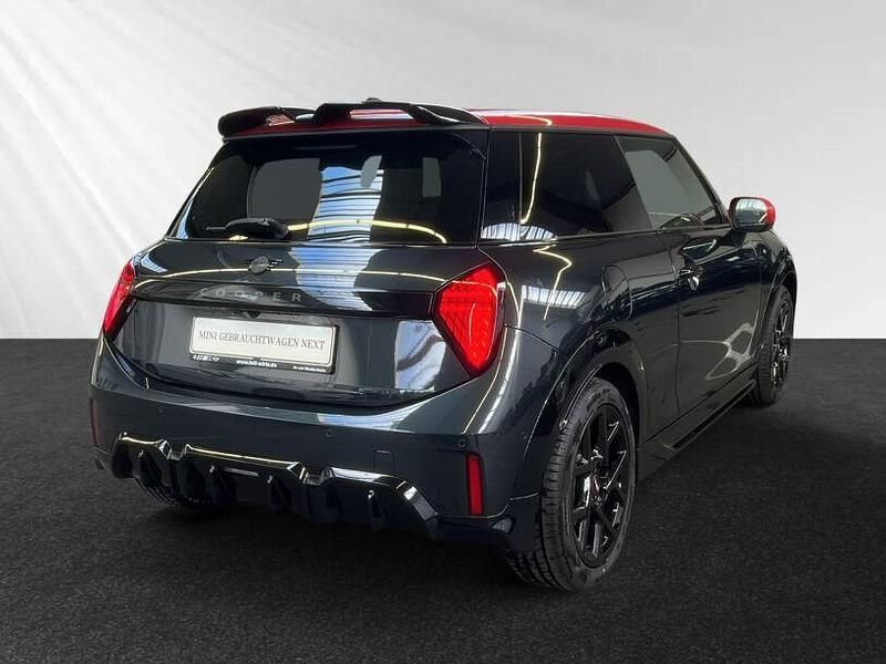 Gebraucht Mini Cooper 156 PS (114 kW) 2024 Legend grey metallic Kleinwagen