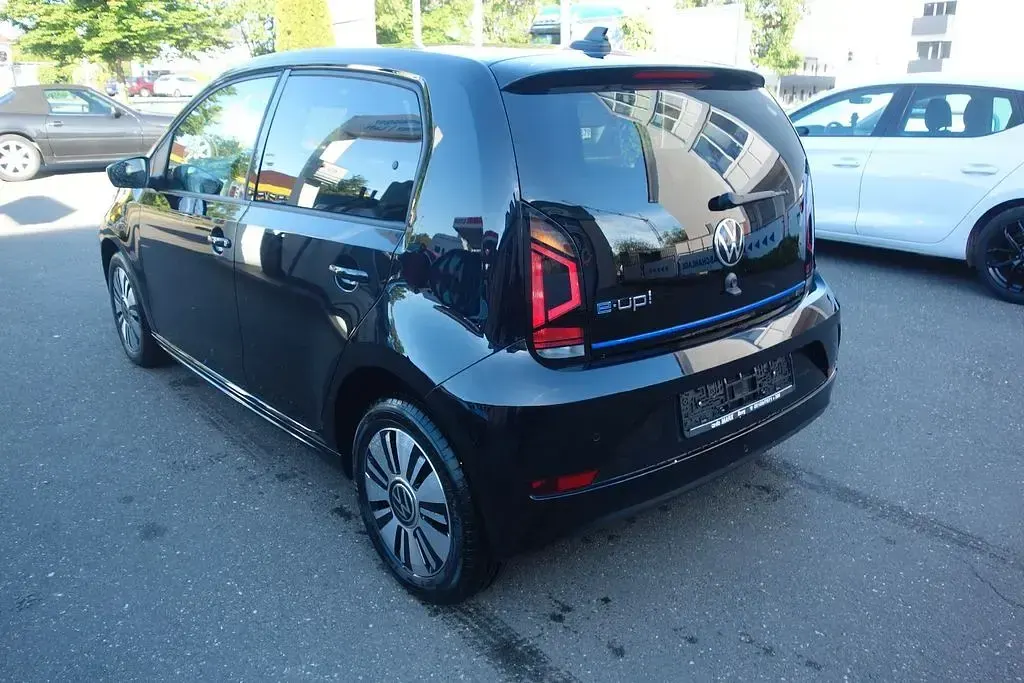 Gebraucht VW e-up! 61 kW (83 PS) 2025 Deep black Kleinwagen
