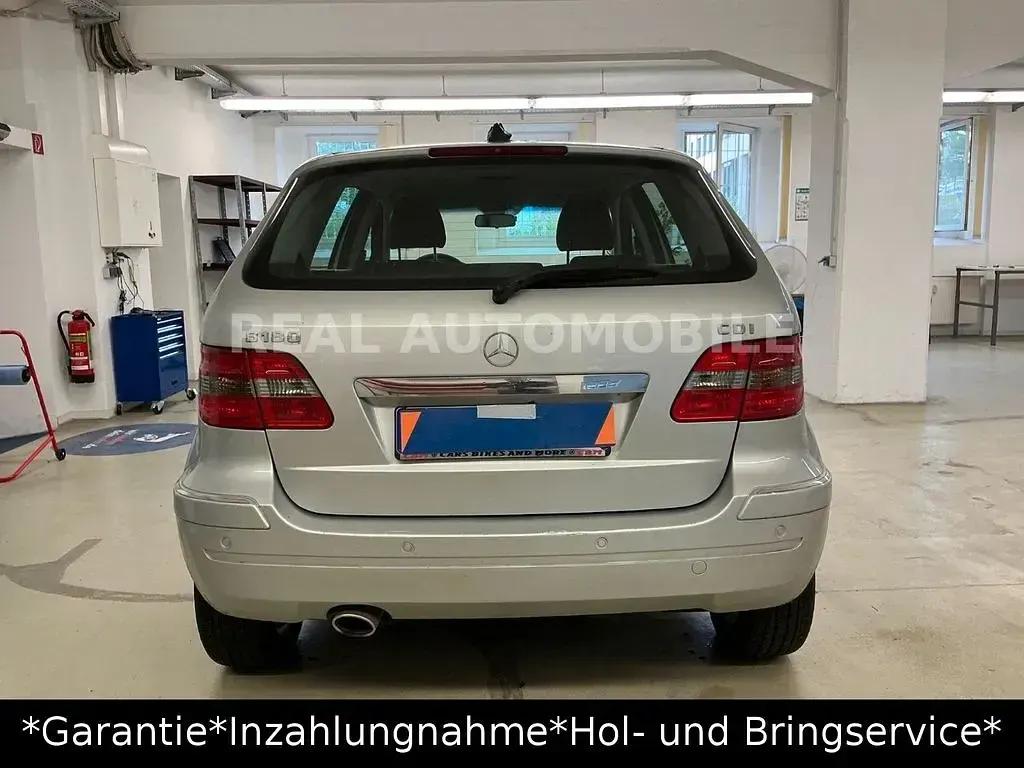 Gebraucht Mercedes B180 109 PS (80 kW) 2008 Silber Van / Kleinbus