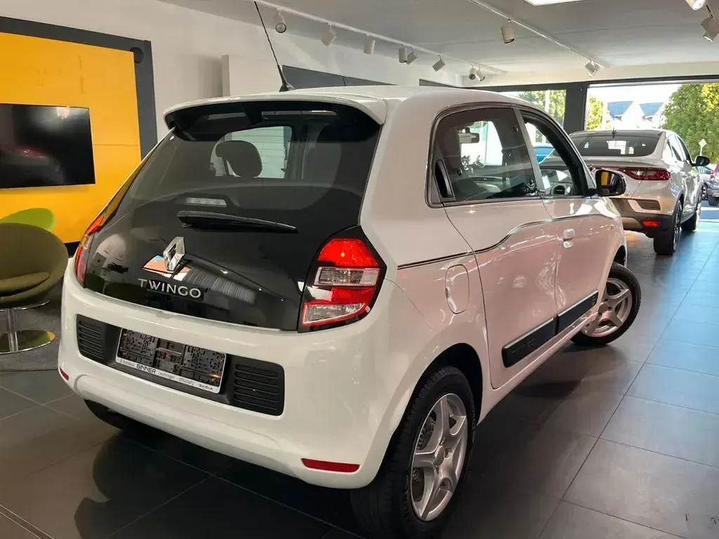 Gebraucht Renault Twingo LIMITED 69 PS (50 kW) 2017 Weiß Kleinwagen