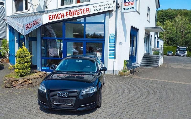 Schwarz Gebraucht 2009 Audi A3 Attraction Limousine | 3.900 € (Guter Preis) - Bild 1/4