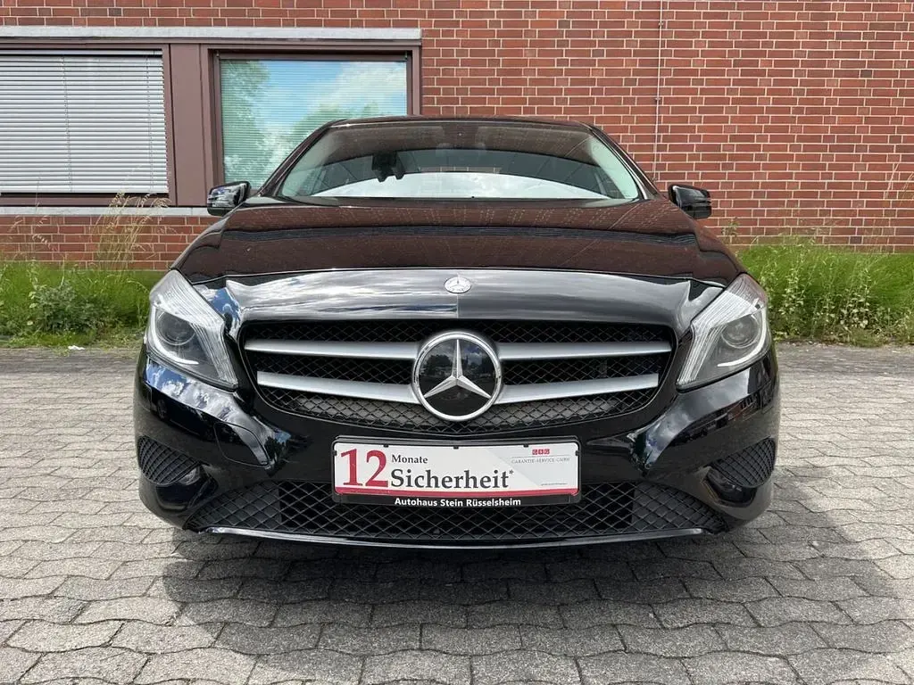 Gebraucht Mercedes A200 136 PS (100 kW) 2013 Schwarz Limousine