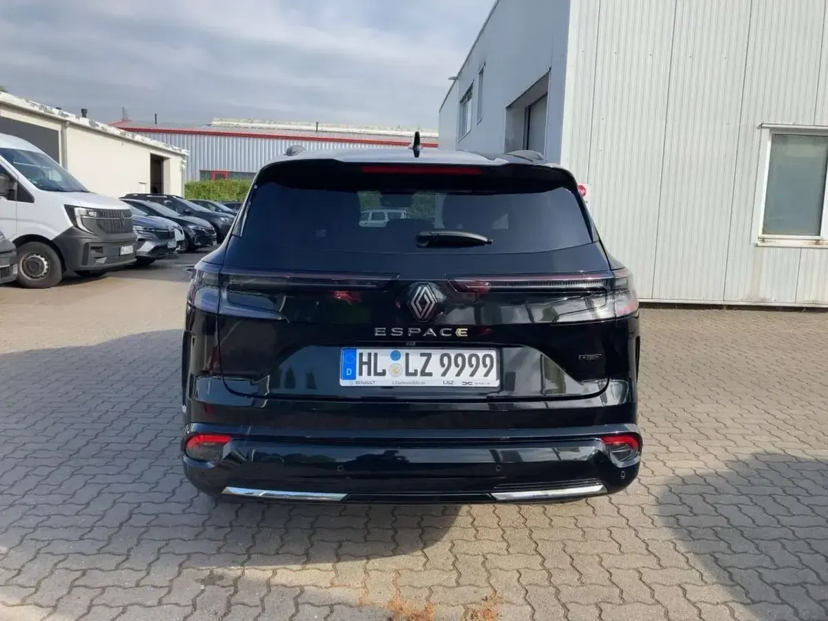 Gebraucht Renault Espace Iconic 200 PS (147 kW) 2025 Sternenschwarz SUV