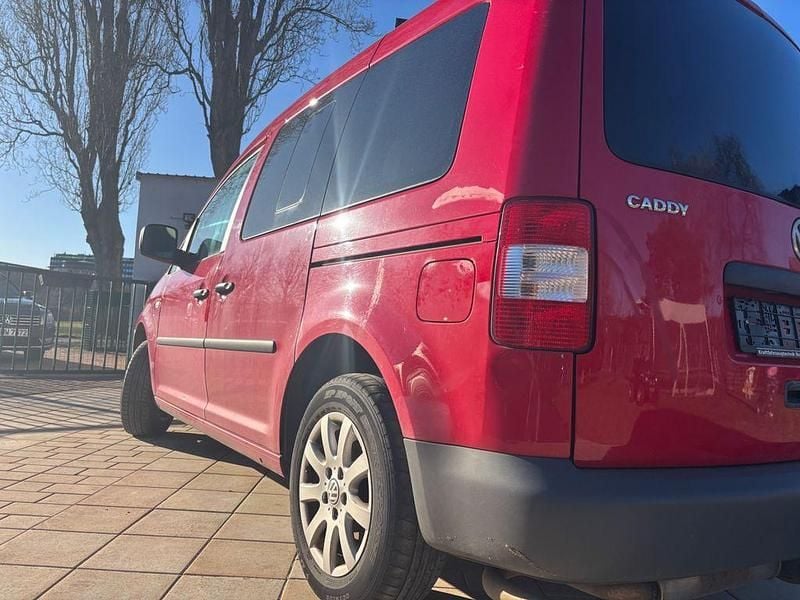 Gebraucht VW Caddy Life 109 PS (80 kW) 2006 Rot Van / Kleinbus