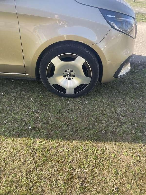 Gebraucht Mercedes E250 Style 190 PS (139 kW) 2024 Kombi