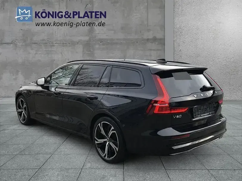 Usata Volvo V60 Ultimate 310 CV (228 kW) 2022 Nero Station wagon