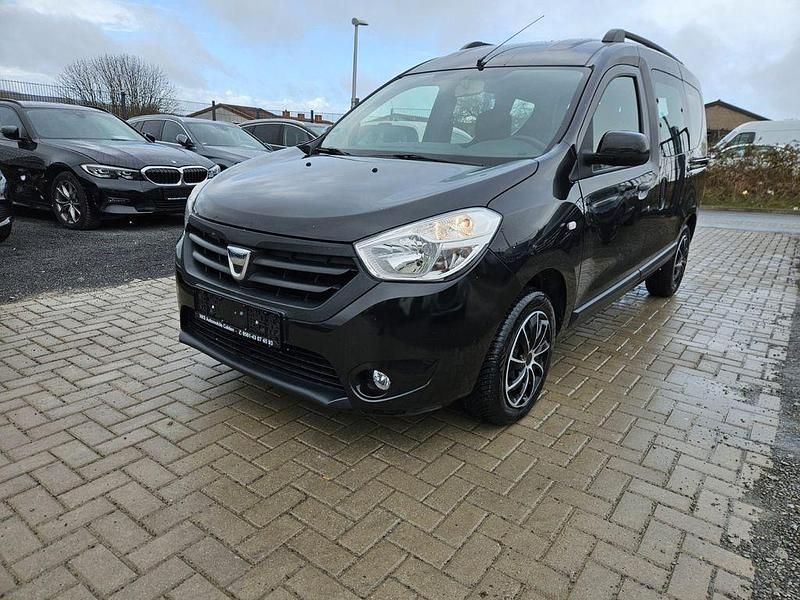 Gebraucht Dacia Dokker Lauréate 116 PS (85 kW) 2016 Van / Kleinbus