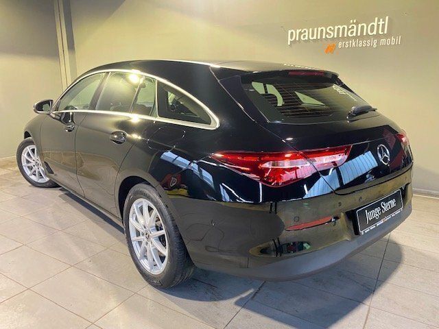 Gebraucht Mercedes CLA180 Shooting Brake Advanced 136 PS (100 kW) 2022 Schwarz Kombi