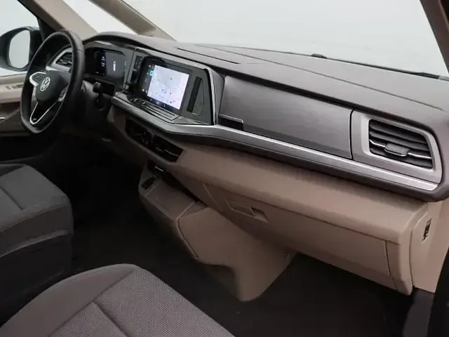 Gebraucht VW Multivan Life 150 PS (110 kW) 2025 Grau Van / Kleinbus