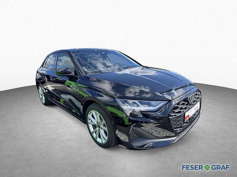 Gebraucht Audi A3 Ambiente 204 PS (150 kW) 2025 Brillantschwarz Limousine