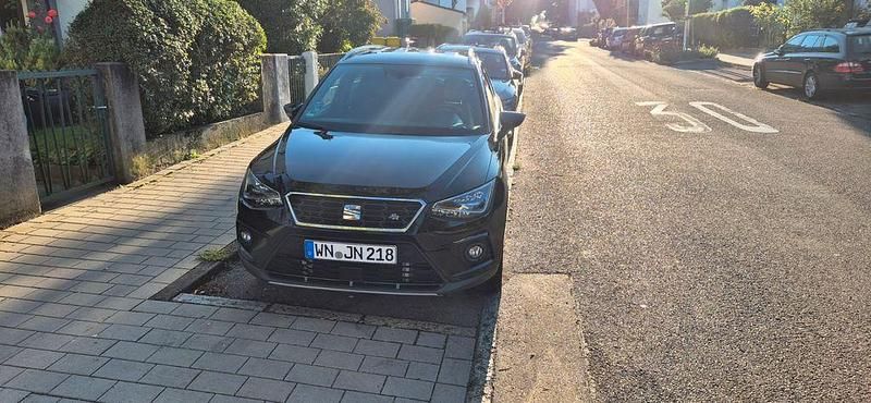 Schwarz Gebraucht 2021 Seat Arona Beats SUV | 19.999 € (Fairer Preis) - Bild 1/4