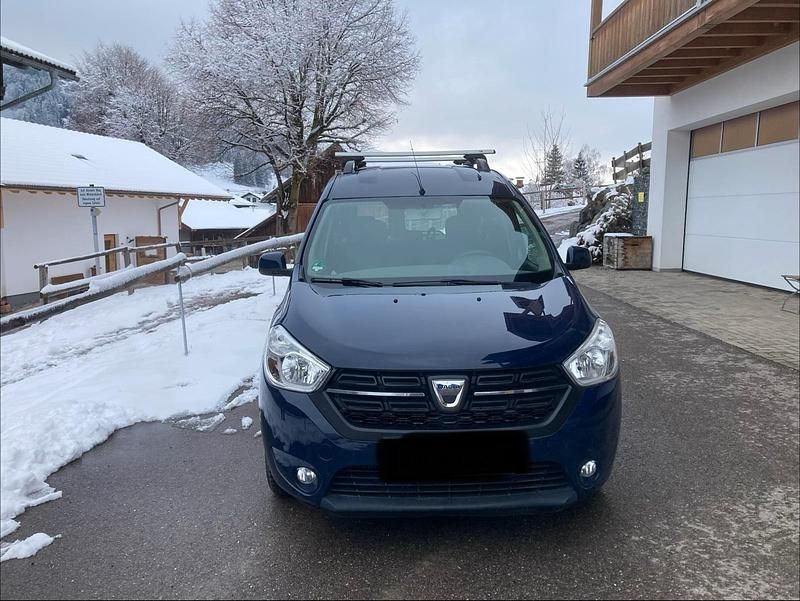 Gebraucht Dacia Dokker 90 PS (66 kW) 2017 Blau Van / Kleinbus