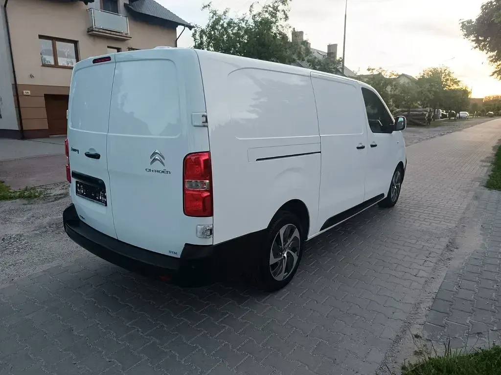 Gebraucht Citroën Jumpy 150 PS (110 kW) 2017 Weiß Van / Kleinbus
