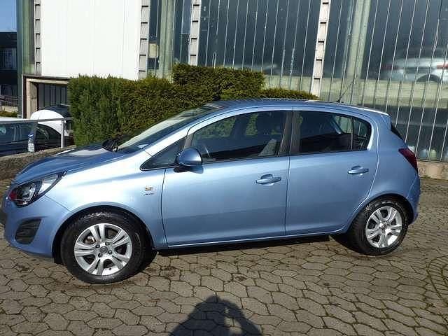 Second-hand Opel Corsa Active 86 CP (63 kW) 2013 Albastru Hatchback