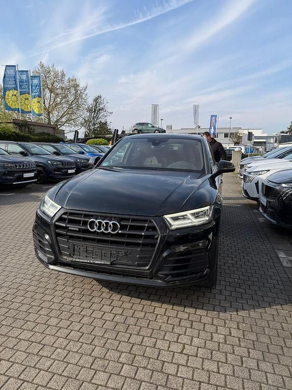 Second-hand Audi Q5 S-Line 286 CP (210 kW) 2020 Negru SUV