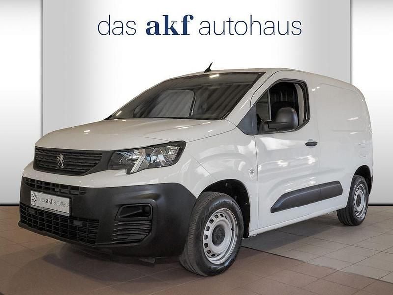 Gebraucht Peugeot Partner 110 PS (80 kW) 2021 Lack weiss banquise/typ aussen Van / Kleinbus