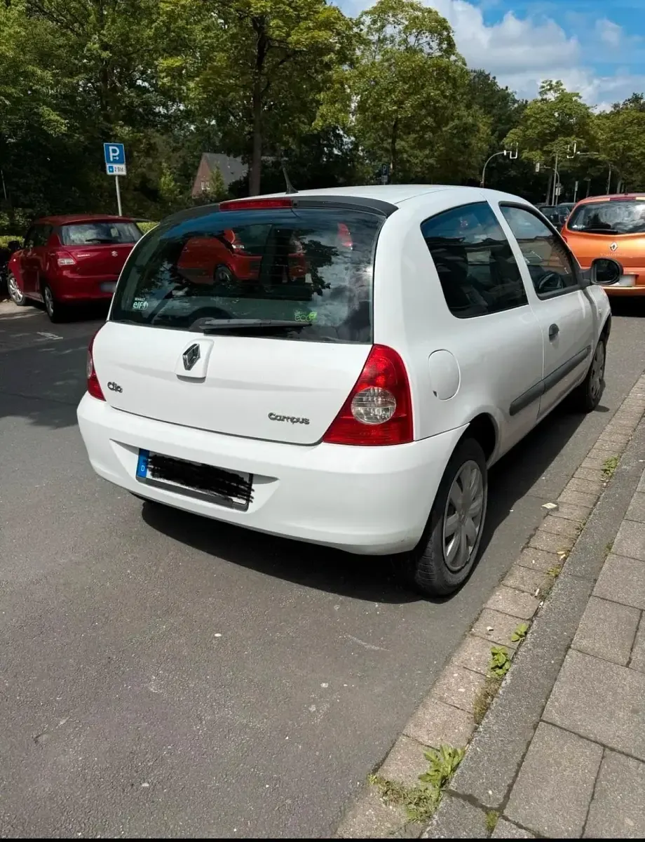 Gebraucht Renault Clio 55 PS (40 kW) 2009 Weiß Kleinwagen