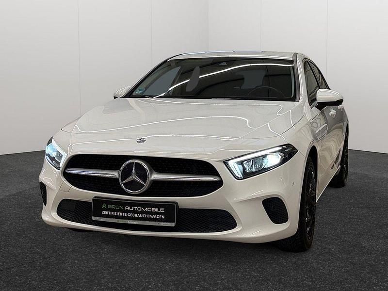 Gebraucht Mercedes A220 190 PS (139 kW) 2018 Weiß Limousine