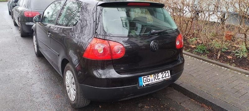 Gebraucht VW Golf IV 75 PS (55 kW) 2004 Schwarz Limousine