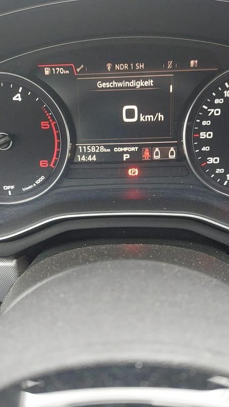 Blau Gebraucht 2018 Audi A5 Limousine | 20.000 € (Superpreis) - Bild 1/4