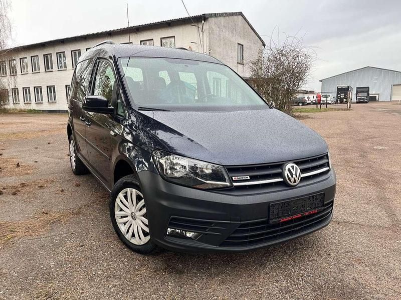 Gebraucht VW Caddy Trendline 122 PS (89 kW) 2019 Starlight blue Van / Kleinbus