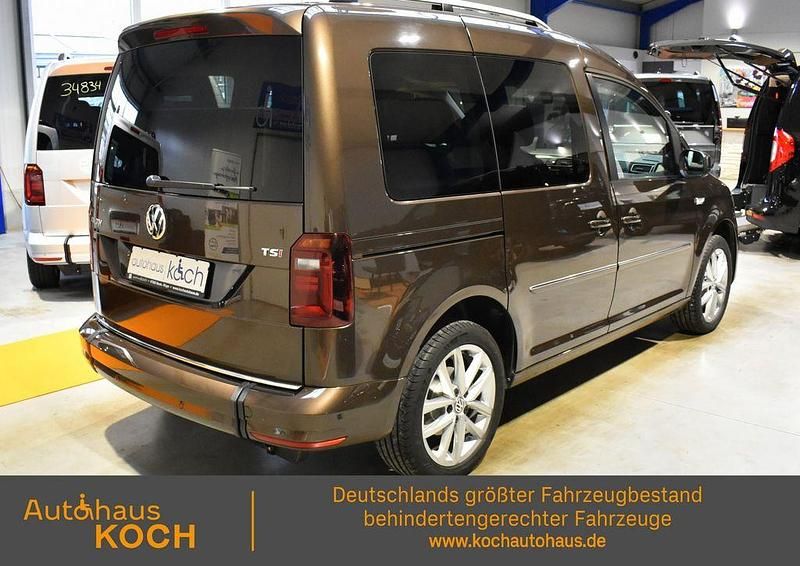 Gebraucht VW Caddy Highline 125 PS (91 kW) 2017 Braun Van / Kleinbus