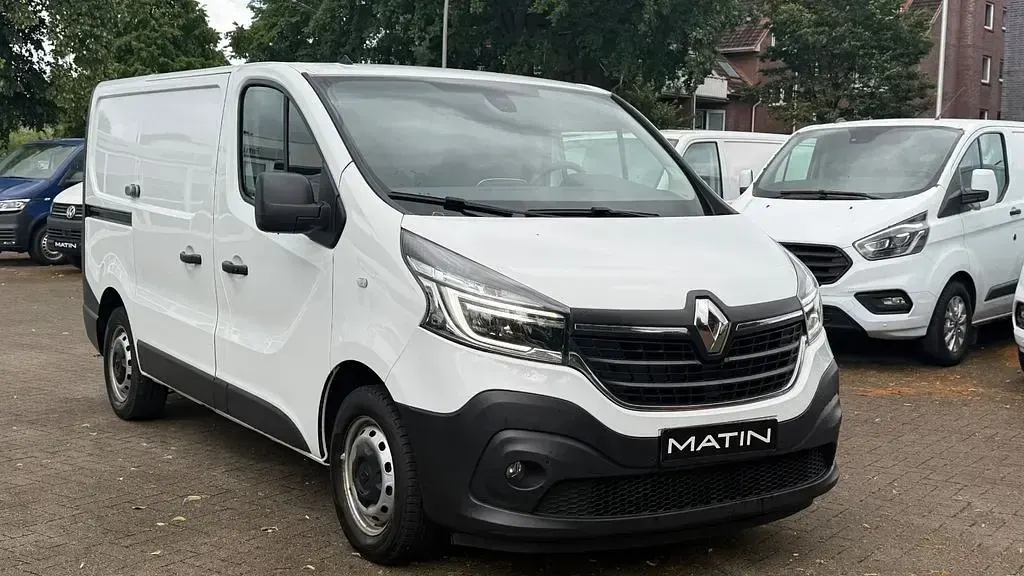 Gebraucht Renault Trafic Komfort 120 PS (88 kW) 2021 Gletscherweiss Van / Kleinbus