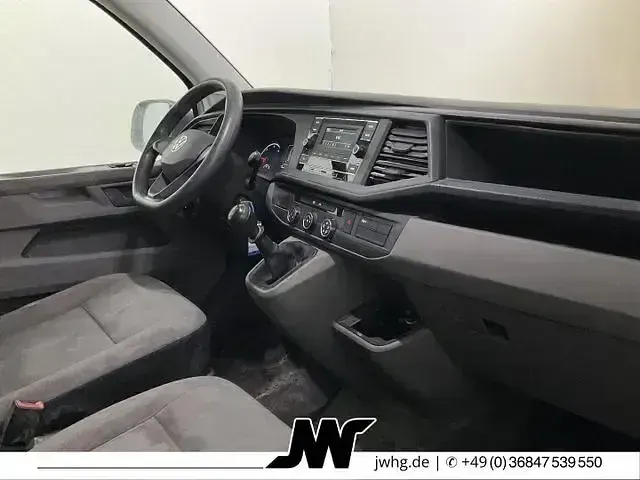 Gebraucht VW Transporter 110 PS (80 kW) 2022 Weiß Van
