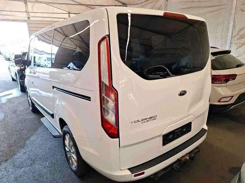 Gebraucht Ford Tourneo 185 PS (136 kW) 2019 Weiß Van / Kleinbus