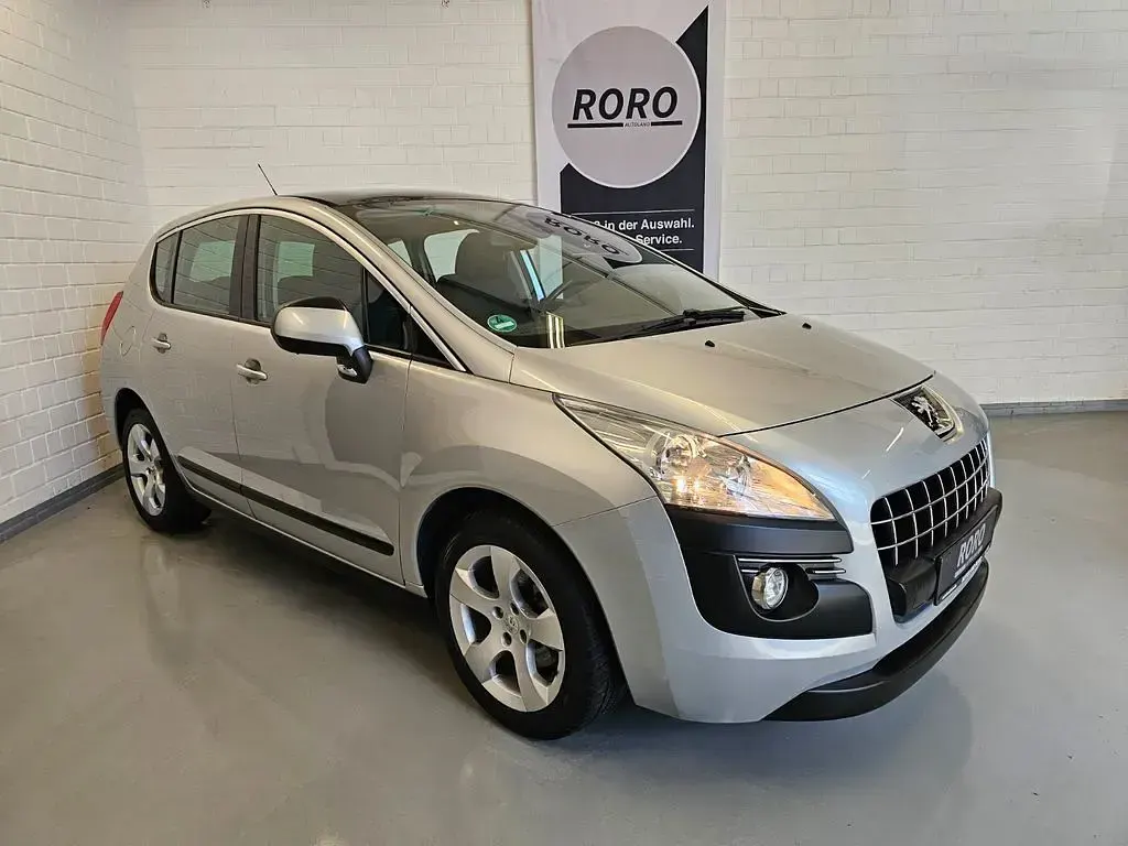 Gebraucht Peugeot 3008 Premium 156 PS (114 kW) 2011 Silber Kombi