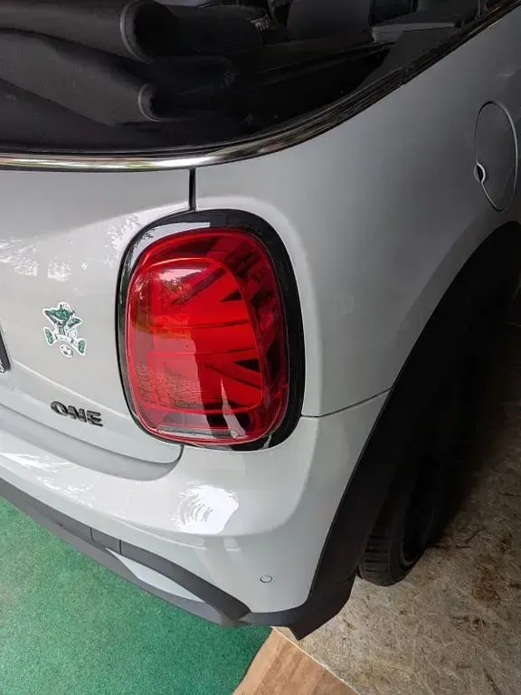 Gebraucht Mini One Cabriolet 102 PS (75 kW) 2022 Weiß Cabrio