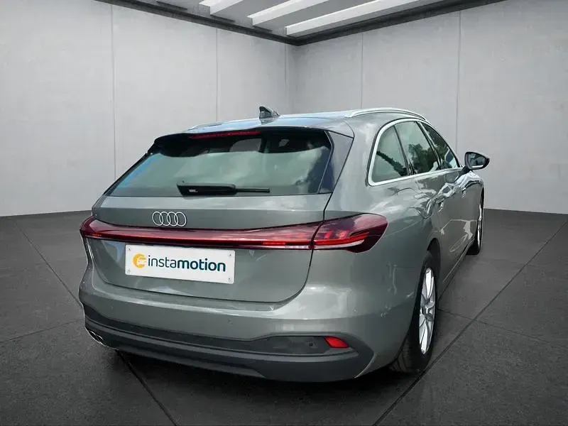 Gebraucht Audi A5 204 PS (150 kW) 2025 Grau Kombi
