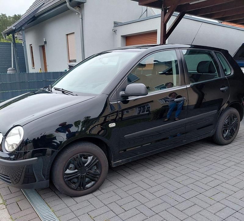 Schwarz Gebraucht 2003 VW Polo Basis Kleinwagen | 890 € (Guter Preis) - Bild 1/4