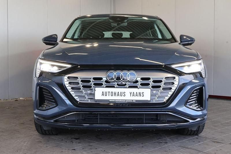 Gebraucht Audi Q8 e-tron S-Line 300 kW (408 PS) 2023 Blau SUV