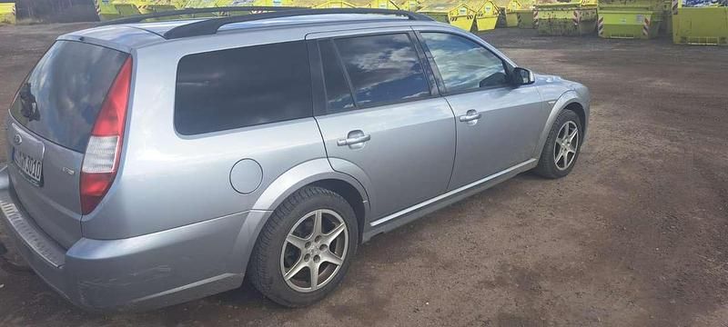 Gebraucht Ford Mondeo Titanium X 155 PS (114 kW) 2005 Silber Kombi