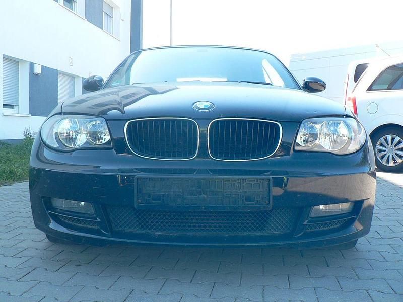 Schwarz Gebraucht 2009 BMW 118 Cabriolet Advantage Cabrio | 4.500 € (Superpreis) - Bild 1/4