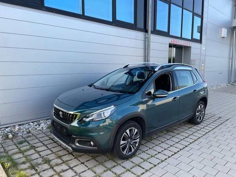 Gebraucht Peugeot 2008 Allure 110 PS (80 kW) 2018 Grün SUV